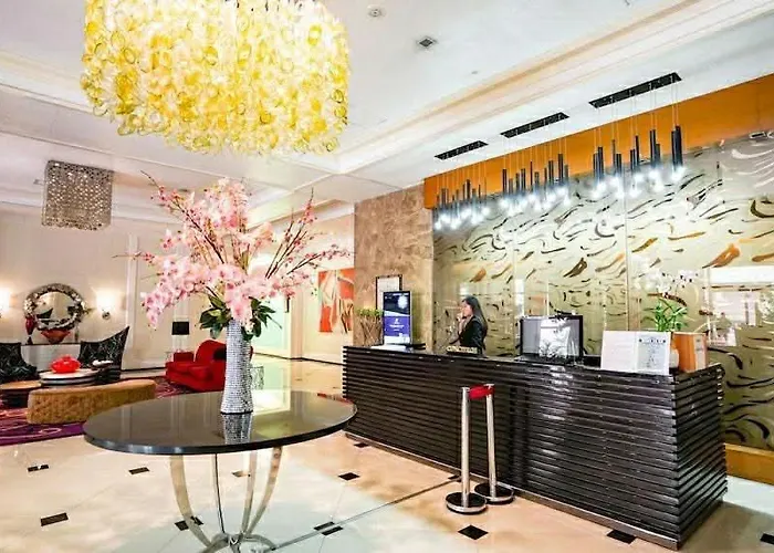 Stamford Executive Residences, Mckinley Hill Apartment