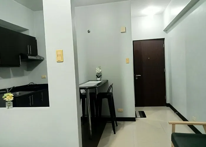 Stamford Executive Residences, Mckinley Hill Apartment *